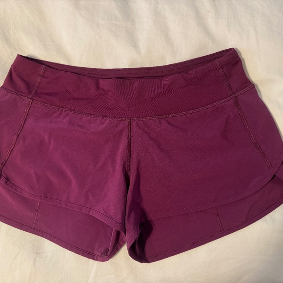 Lululemon Speed Up Low-Rise Short 2.5” - Picture 1 of 4